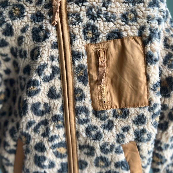 Cat & Jack Girl's Leopard Faux Wrap Sherpa Full Zip Jacket - Picture 3 of 3